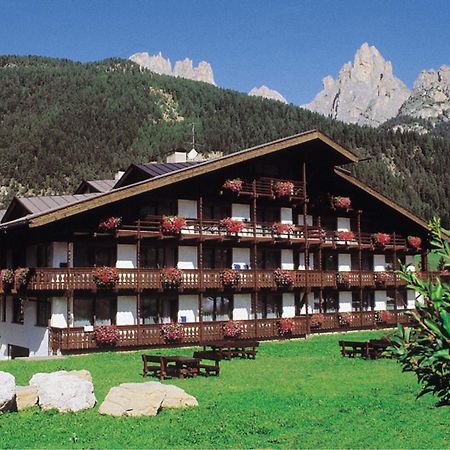 Hotel Anda Pozza di Fassa Exterior foto